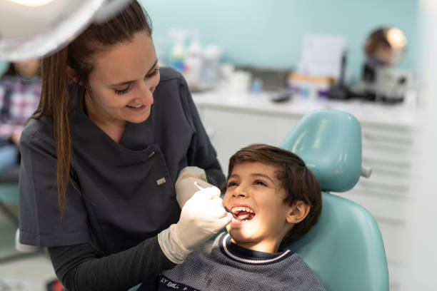 Best Emergency Tooth Extraction in Cactus, TX